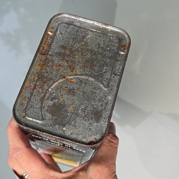 Vintage Vermont Maple Syrup Tin Can Bottle half gallon w recipes Decor - Picture 6 of 9